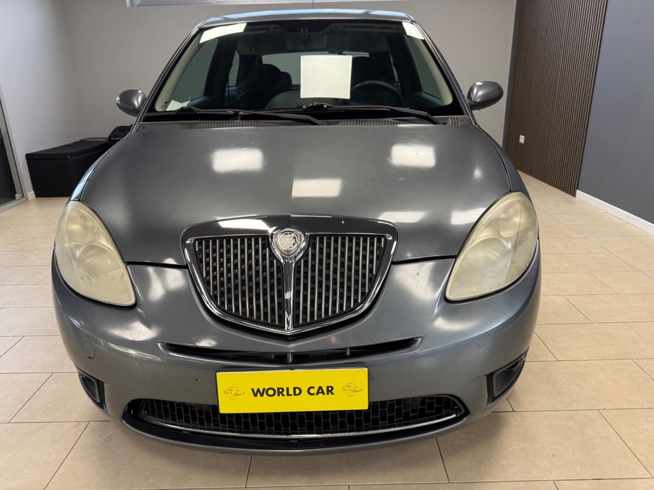 Lancia Ypsilon 1.4 Platino Ecochic GPL