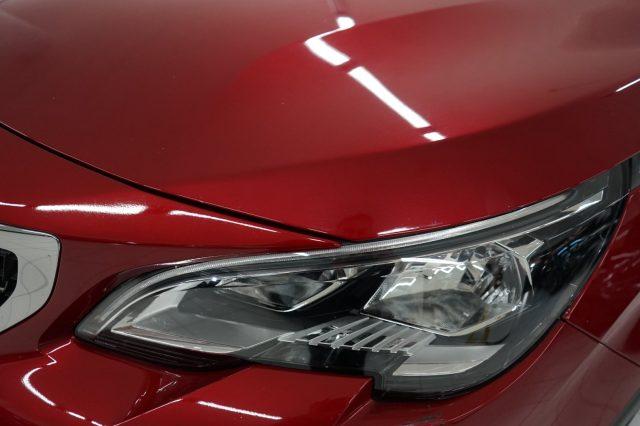 PEUGEOT 3008 BlueHDi 130 S&S Business