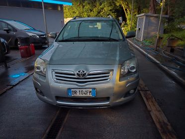 Toyota Avensis 2.2 D-4D 16V Station Wagon
