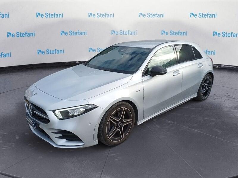 Mercedes-Benz Classe A A 180 d Automatic Premium Night Edition