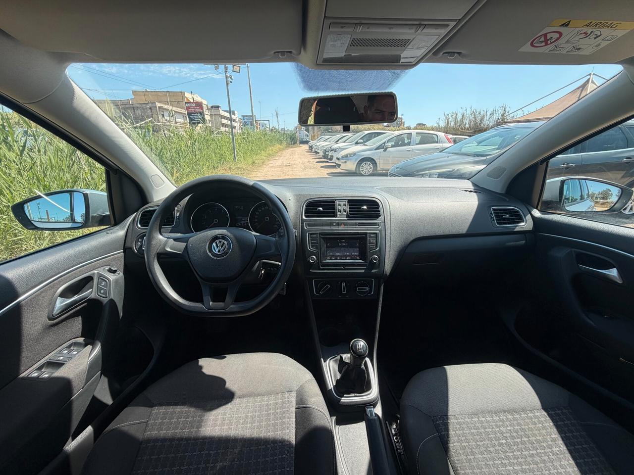 VOLKSWAGEN POLO 1.0 75CV ANNO 2015 155.000 KM