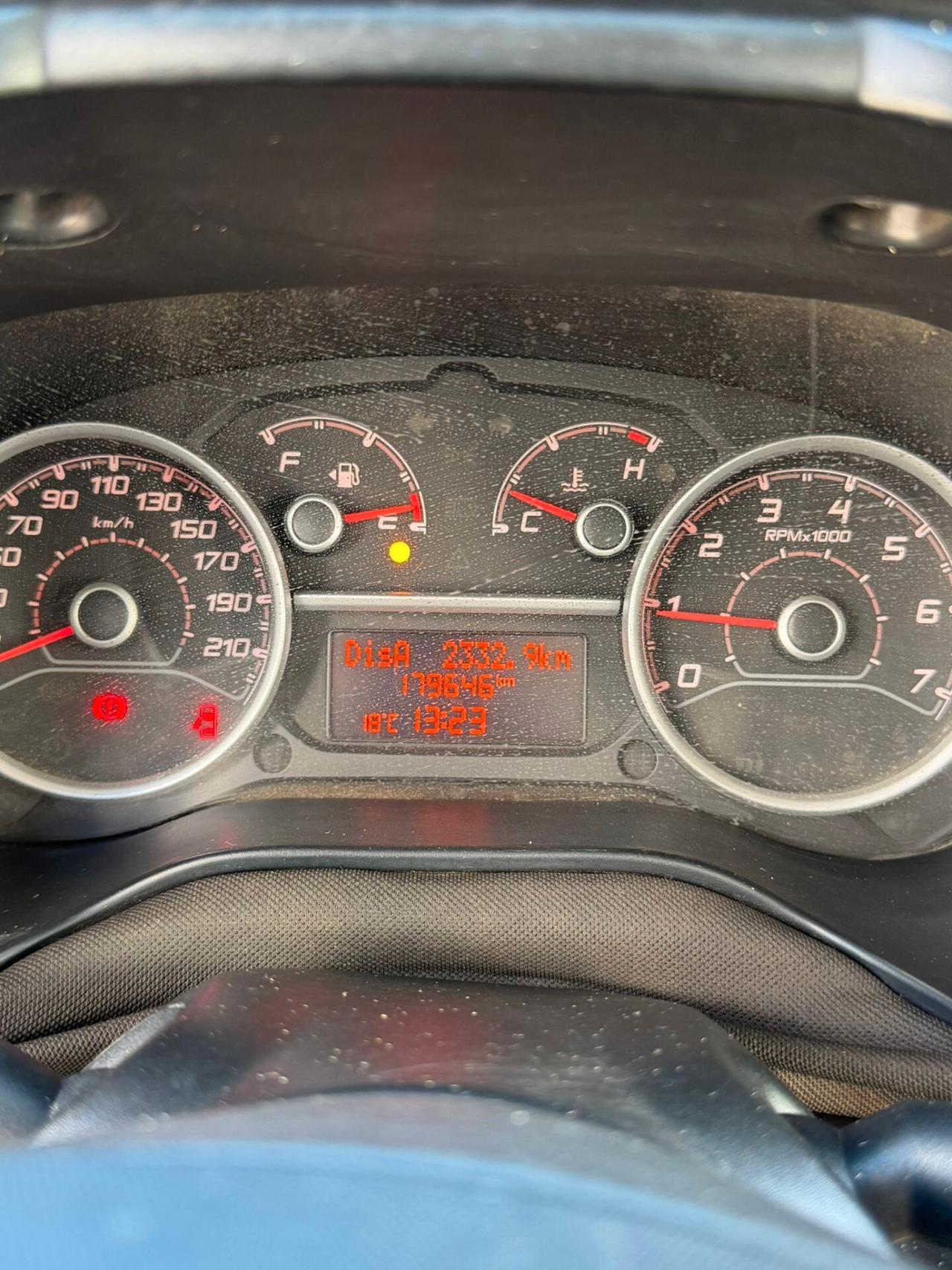 FIAT DOBLO' 1.6 AUTOCARRO 5 POSTI 2022