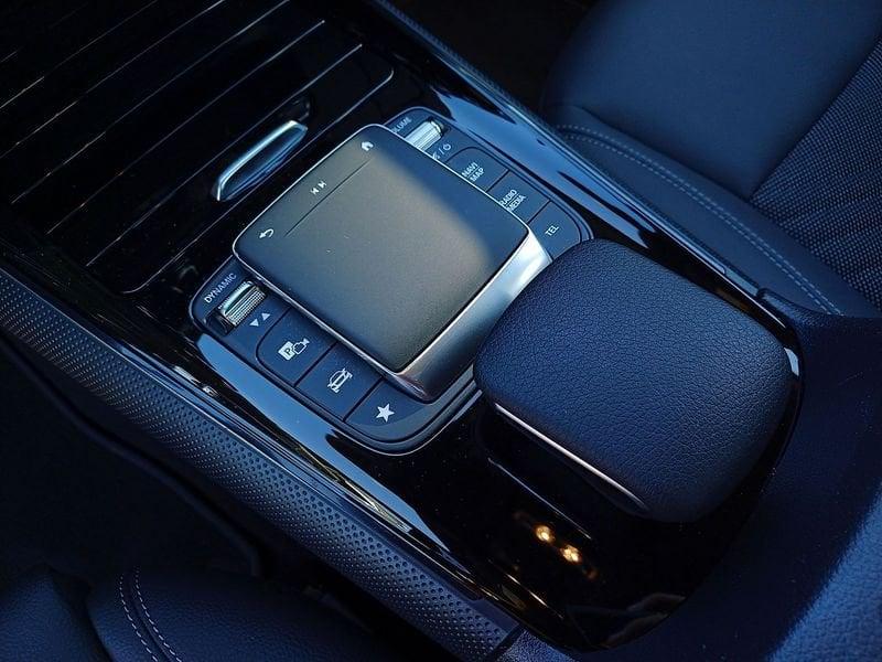 Mercedes-Benz GLA 180 Sport auto
