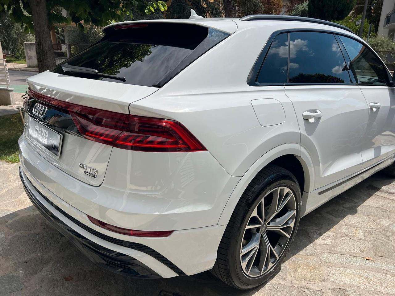 AUDI Q8 50 TDI 286cv QUATTRO TIPTRONIC SPORT