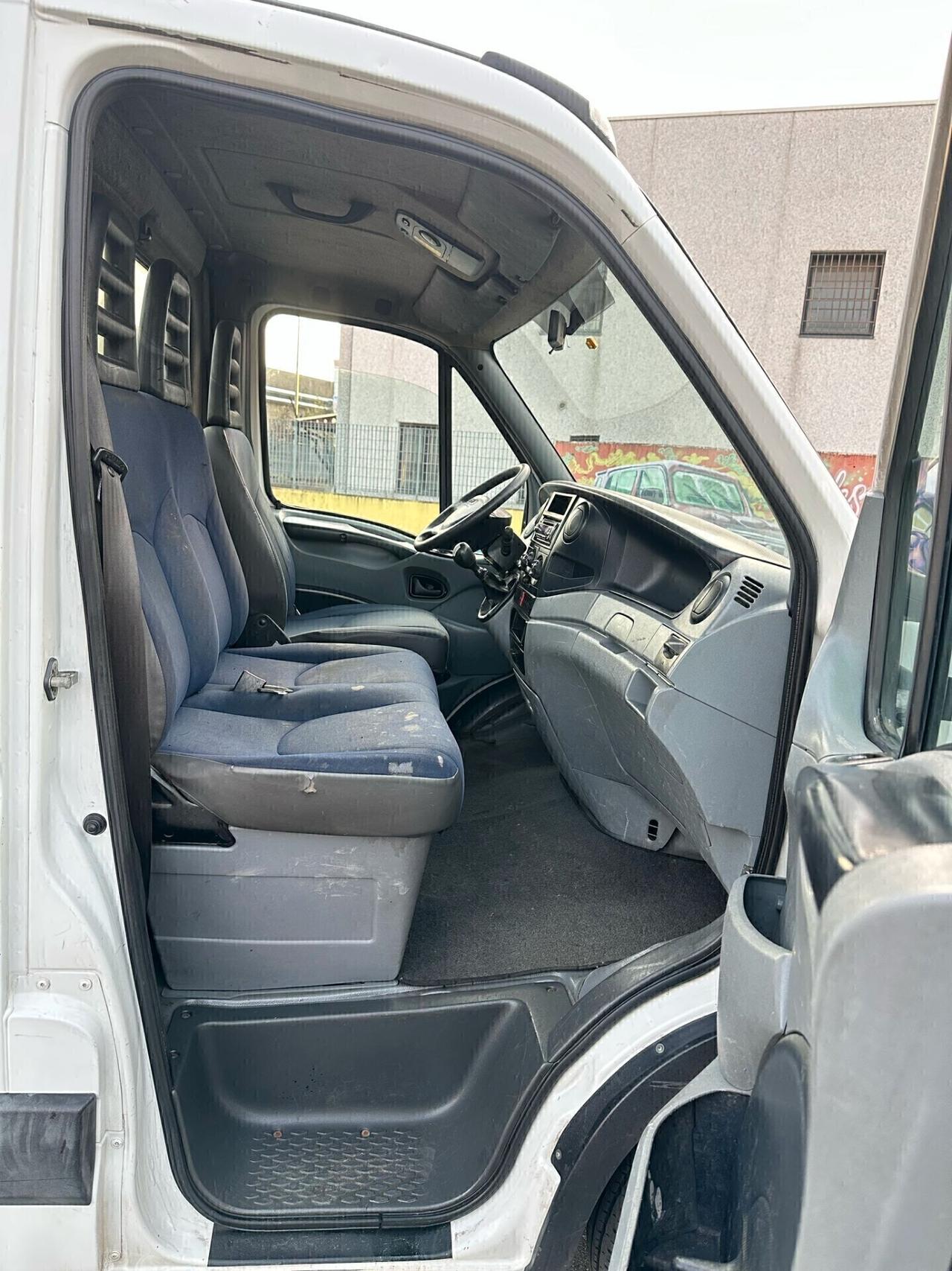 IVECO DAILY 35C12 CON GRU BONFIGLIOLI P35 SUPER PREZZO!