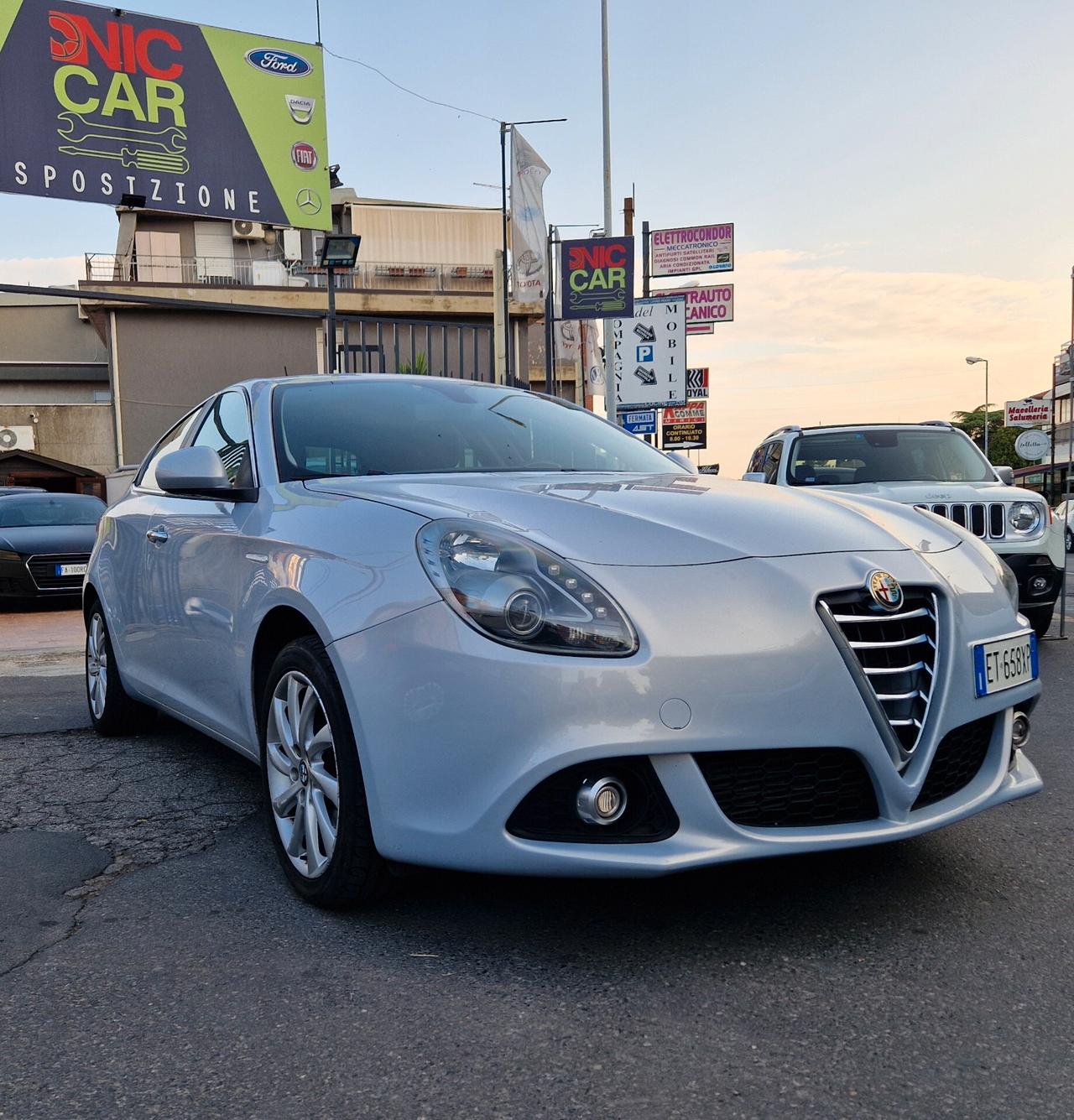 Alfa Romeo Giulietta 1.6 JTDm-2 105 CV Distinctive