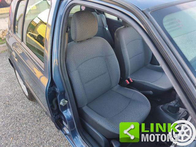 RENAULT Clio Storia 1.2 5 porte Confort