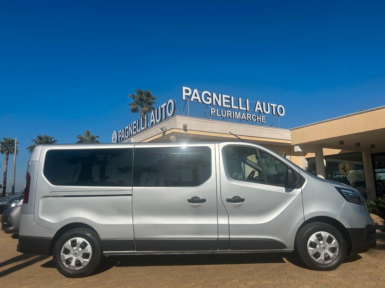 Renault Trafic 9posti 2.0BluedCi 150CV P.Lungo Zen