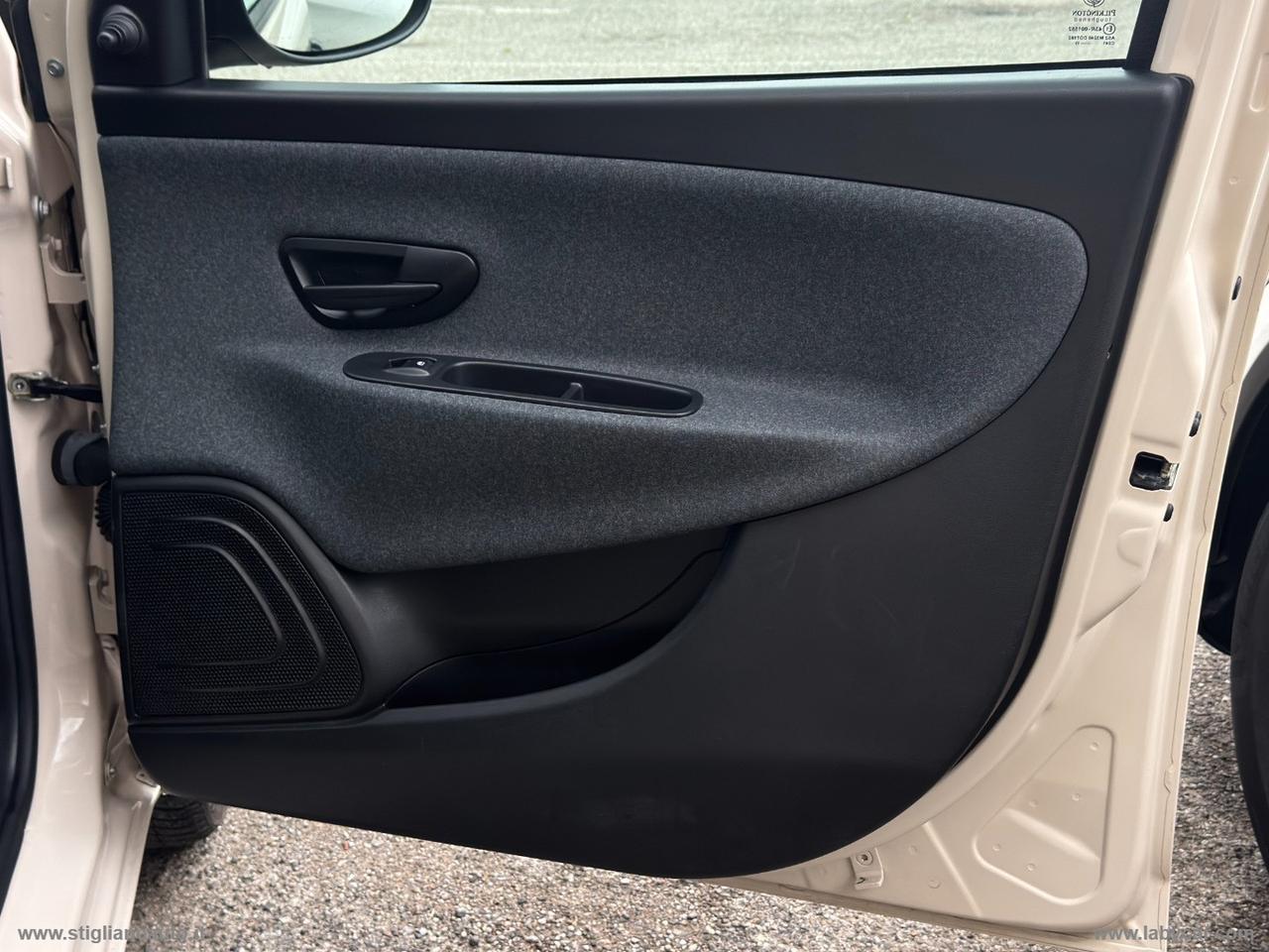 LANCIA Ypsilon 1.2 69 CV 5p. GPL Ecochic Ele.Bl
