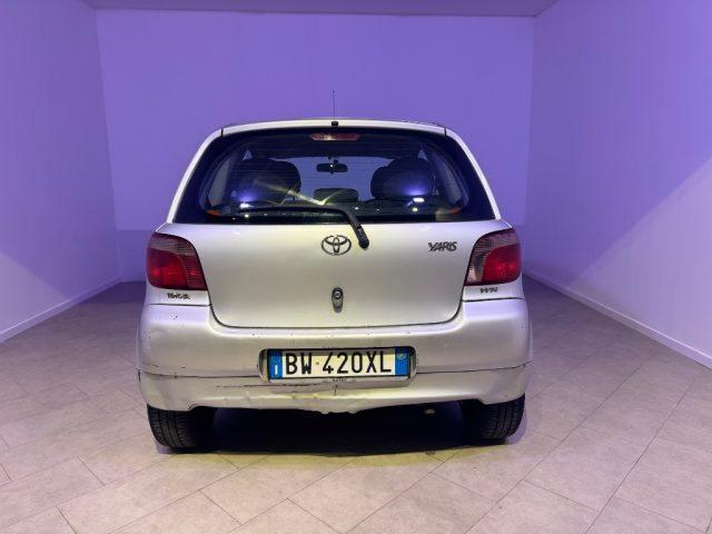 TOYOTA Yaris 1.3i 16V cat 3 porte aut. Sol