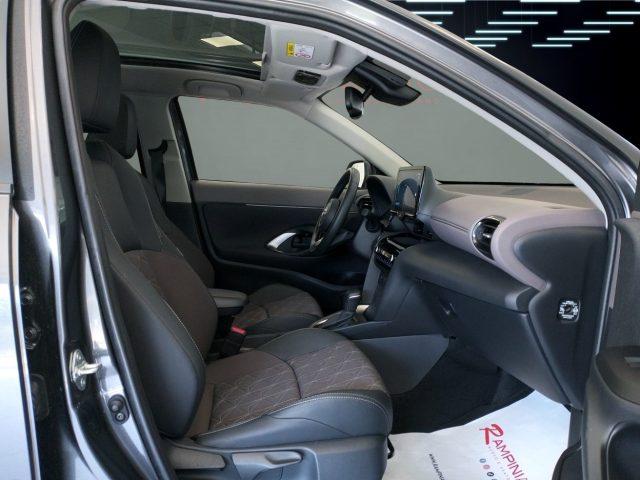 TOYOTA Yaris Cross 1.5 Hybrid E-CVT Lounge Km 28.000 Pronta