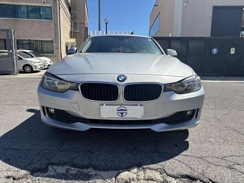 BMW Serie 3 318d Touring Auto