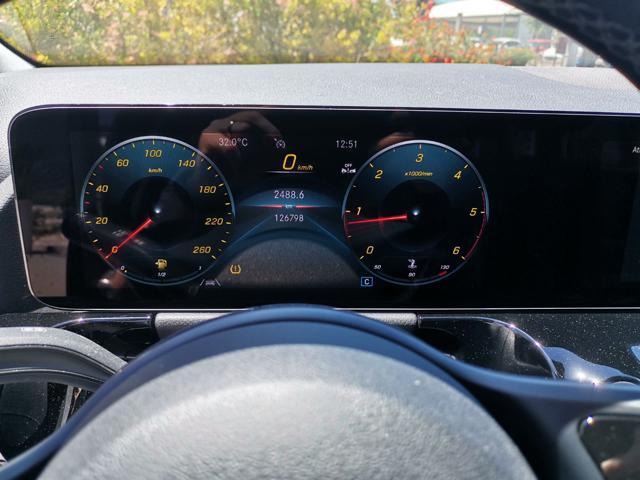 MERCEDES-BENZ B 180 d Executive