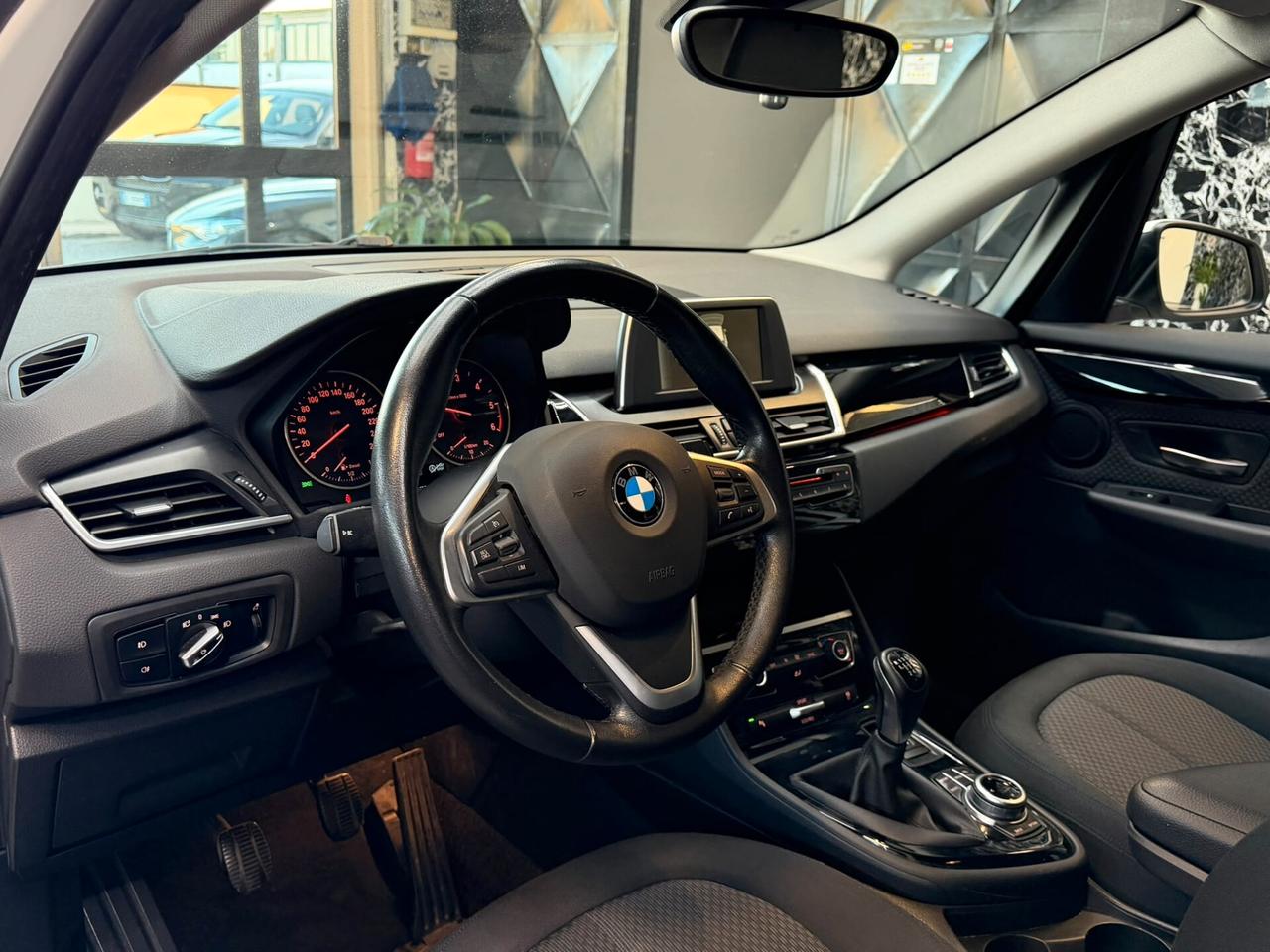 Bmw 2er Active Tourer 218d Advantage