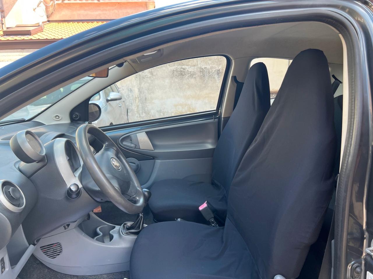 Toyota Aygo 1.0 12V VVT-i 3 porte Sol