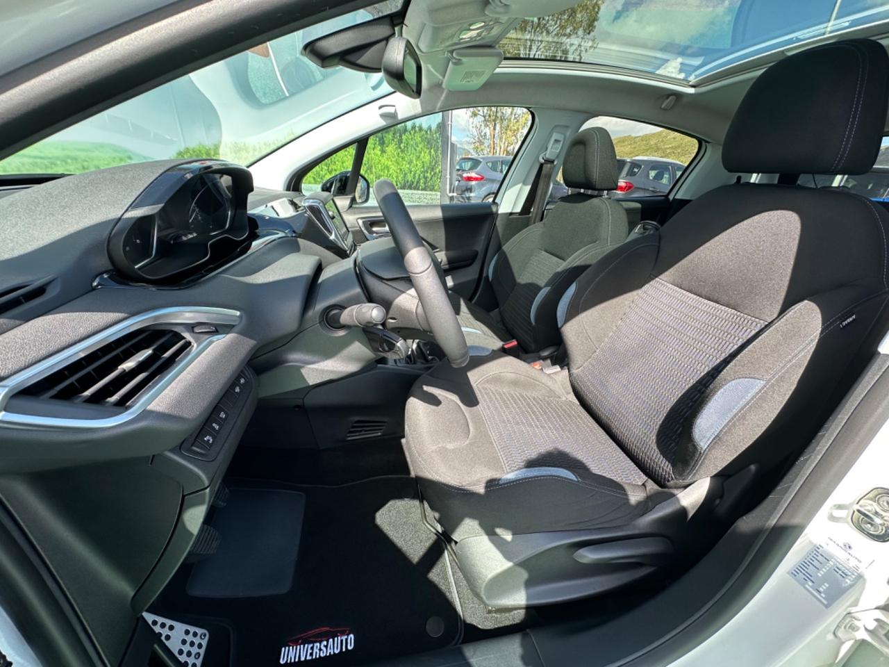 Peugeot 208 1.6 e-HDI 115cv Allure 2012