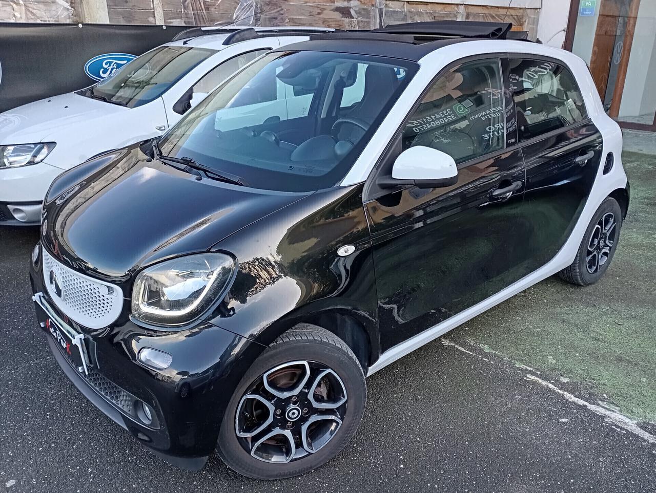 Smart ForFour Cabrio 1.0 70CV Prime Aut.