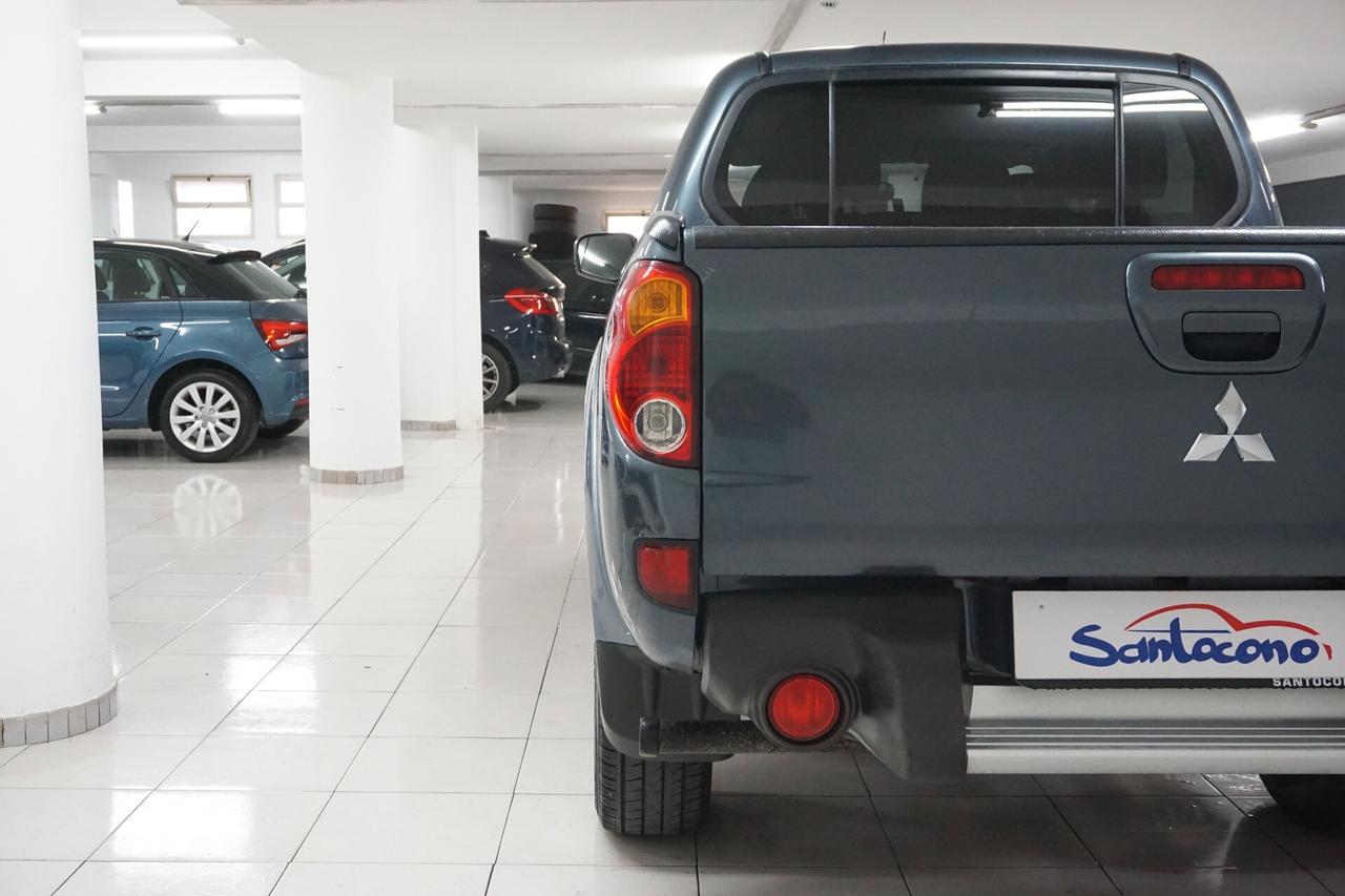 Mitsubishi L200 2.5 DI-D/136CV Double Cab Invite
