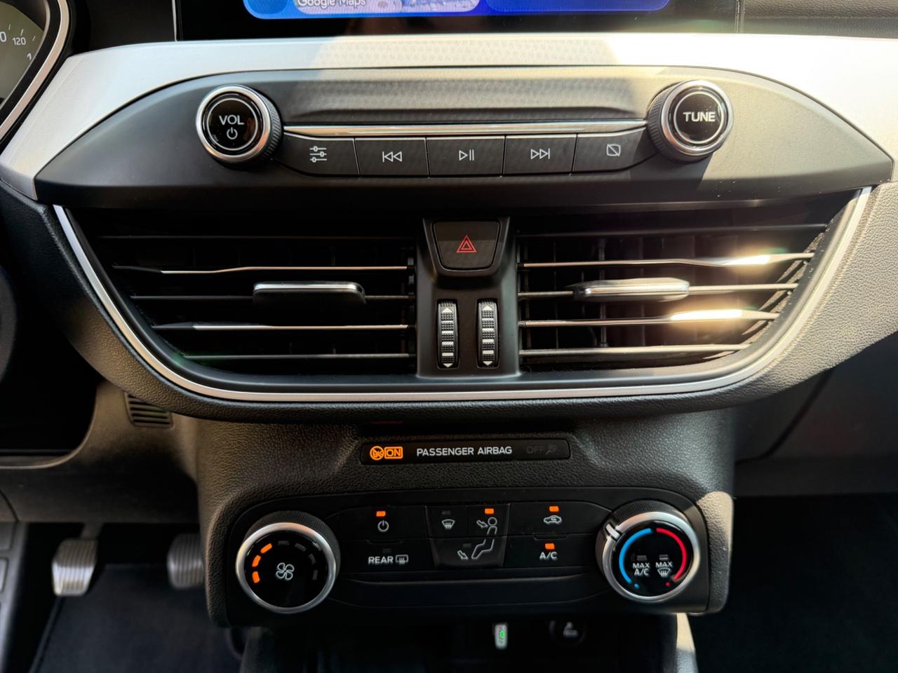FORD FOCUS BUSINESS FULL OPTIONAL OK NEOPATENTATI FULL LED GARANZIA 24 MESI