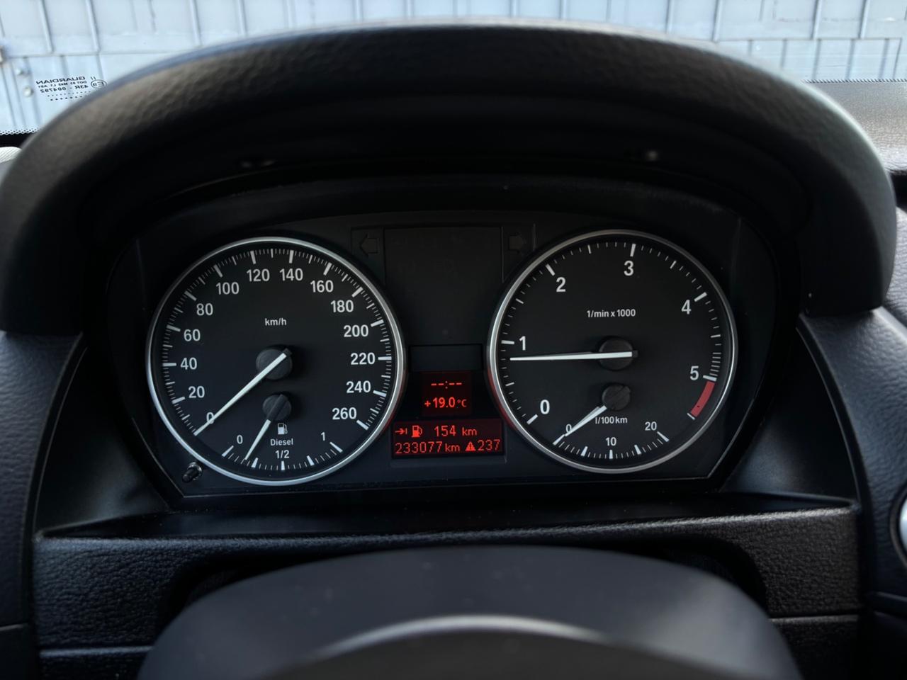 BMW X1 2.0D. 118d. Garanzia 12 mesi. Neopatentati
