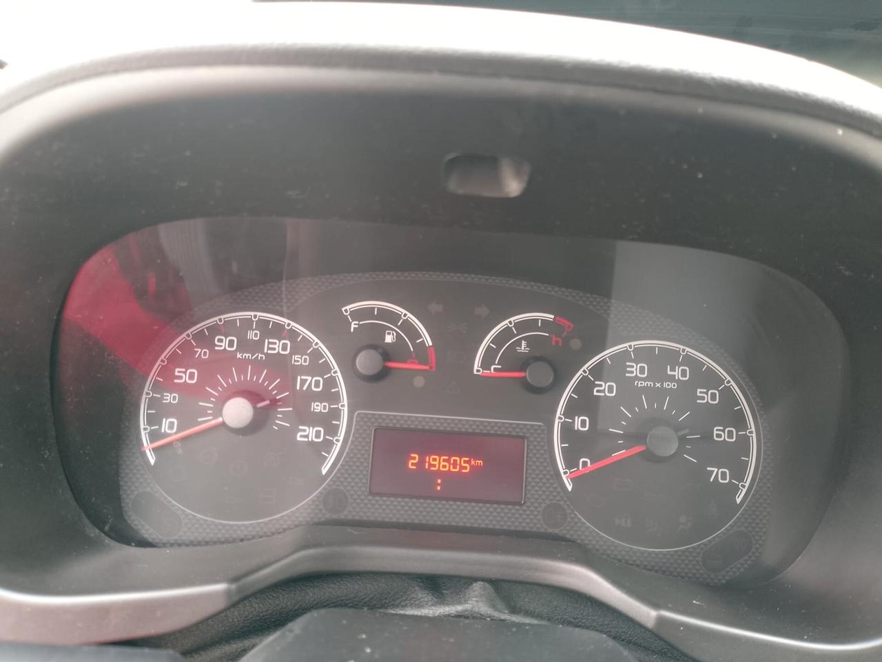 Fiat Qubo 5 Posti 1,4 Natural Power 8V.