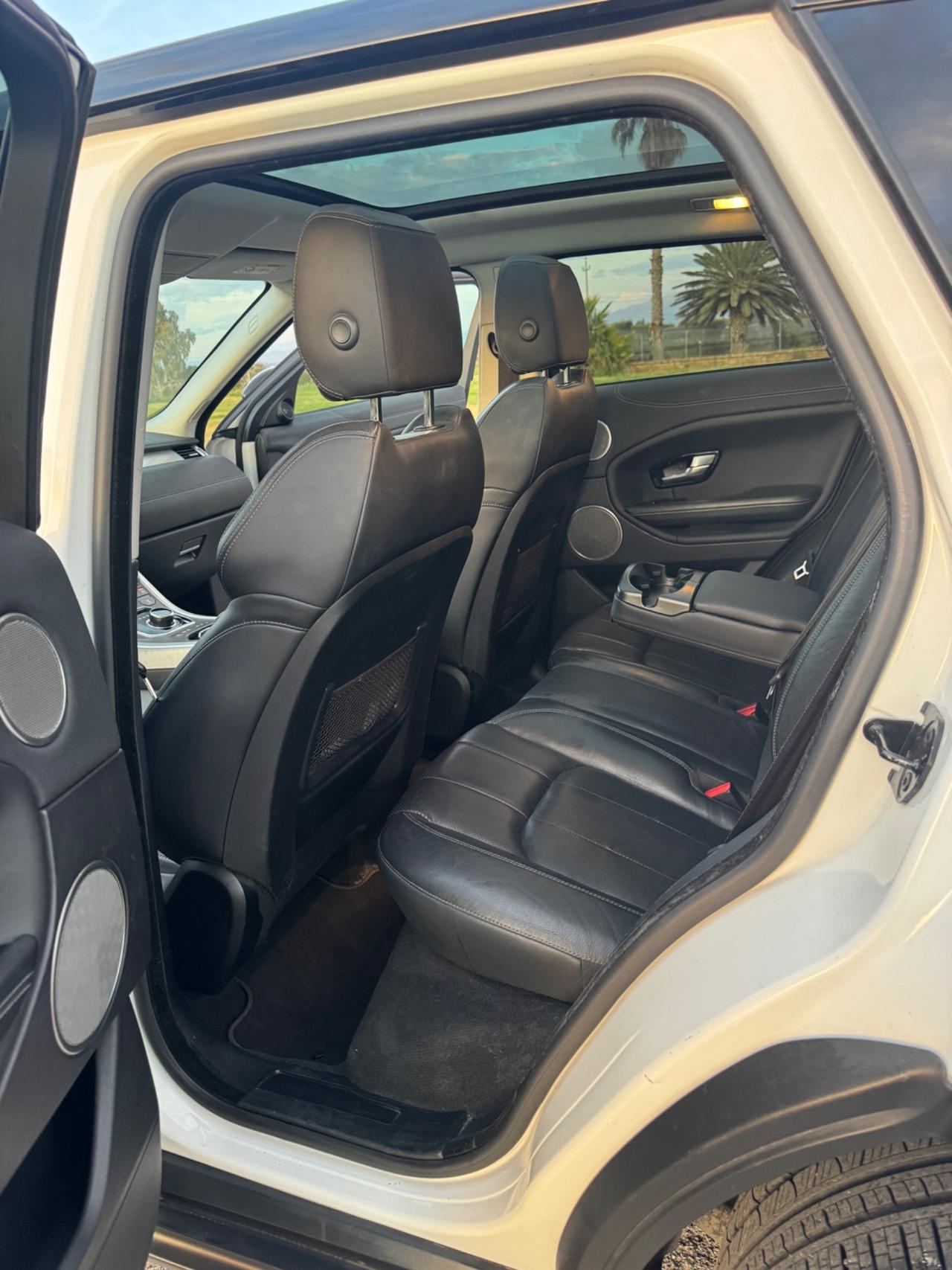 Land Rover Range Evoque 2.0 TD4 180 CV 5p. SE Dynamic