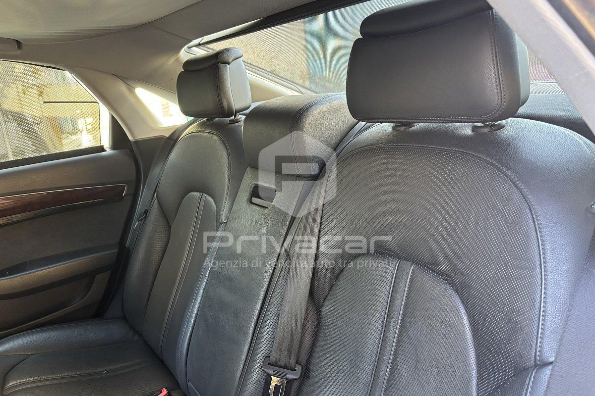 AUDI A8 4.2 V8 TDI quattro tiptronic
