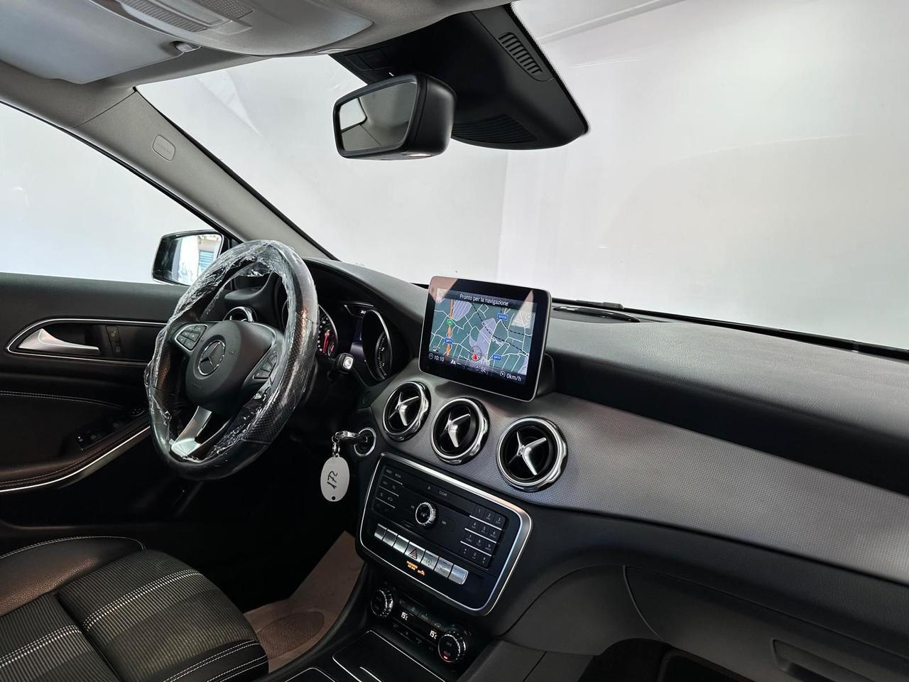 Mercedes-benz GLA 200 d Automatic -Premium-GARANTITA-2019
