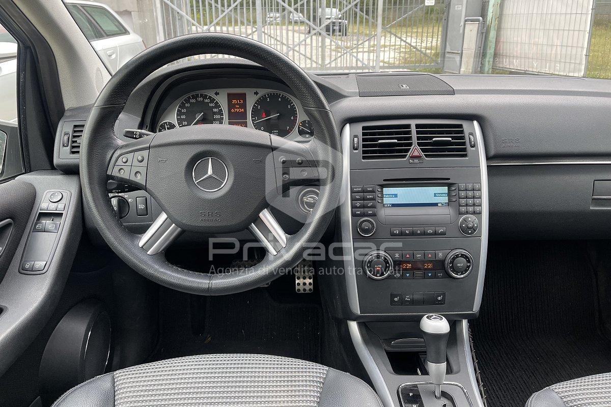 MERCEDES B 200 Sport