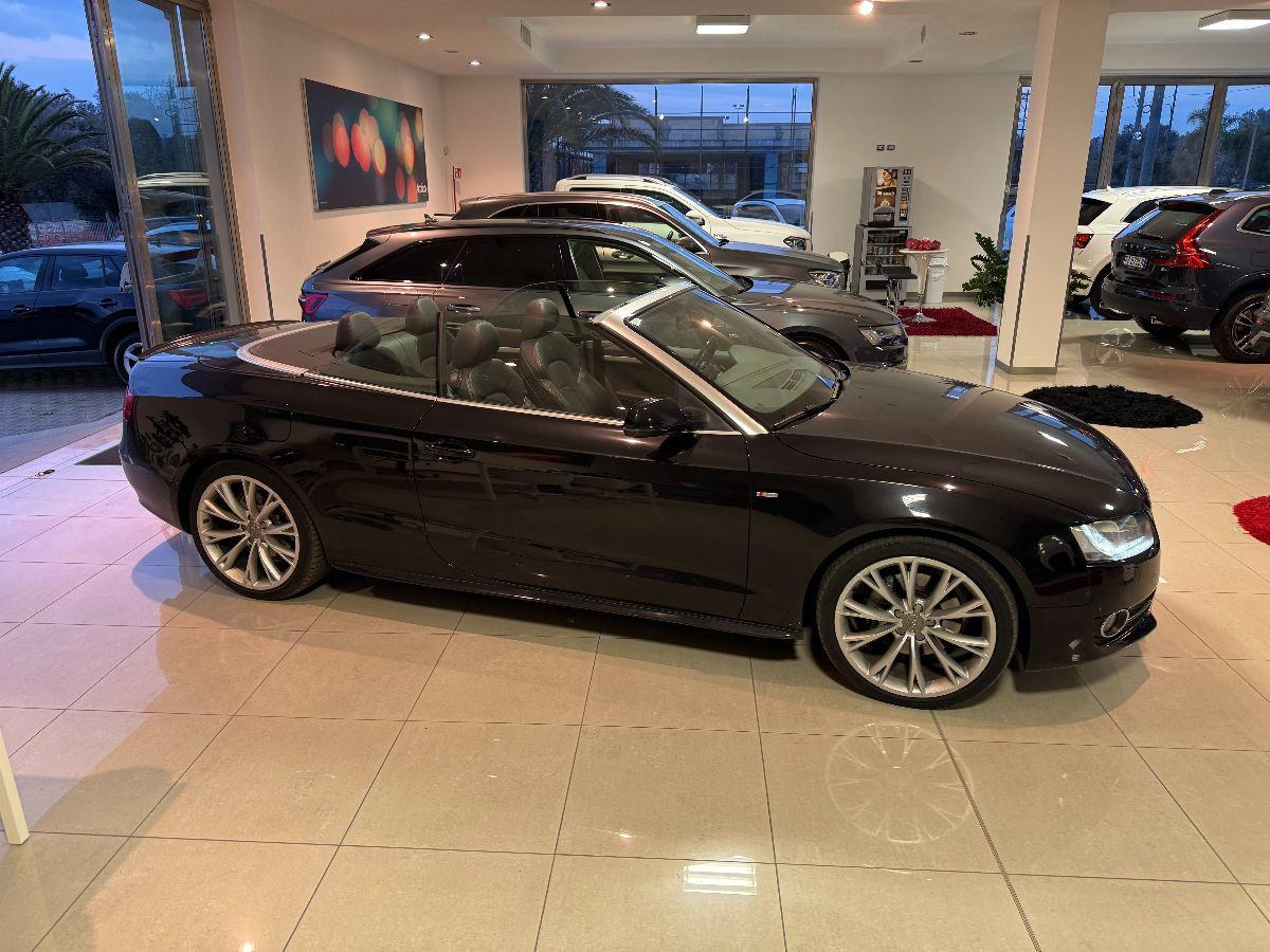 AUDI A5 Cabrio 3.0 V6 TDI Quattro S-tronic S-line