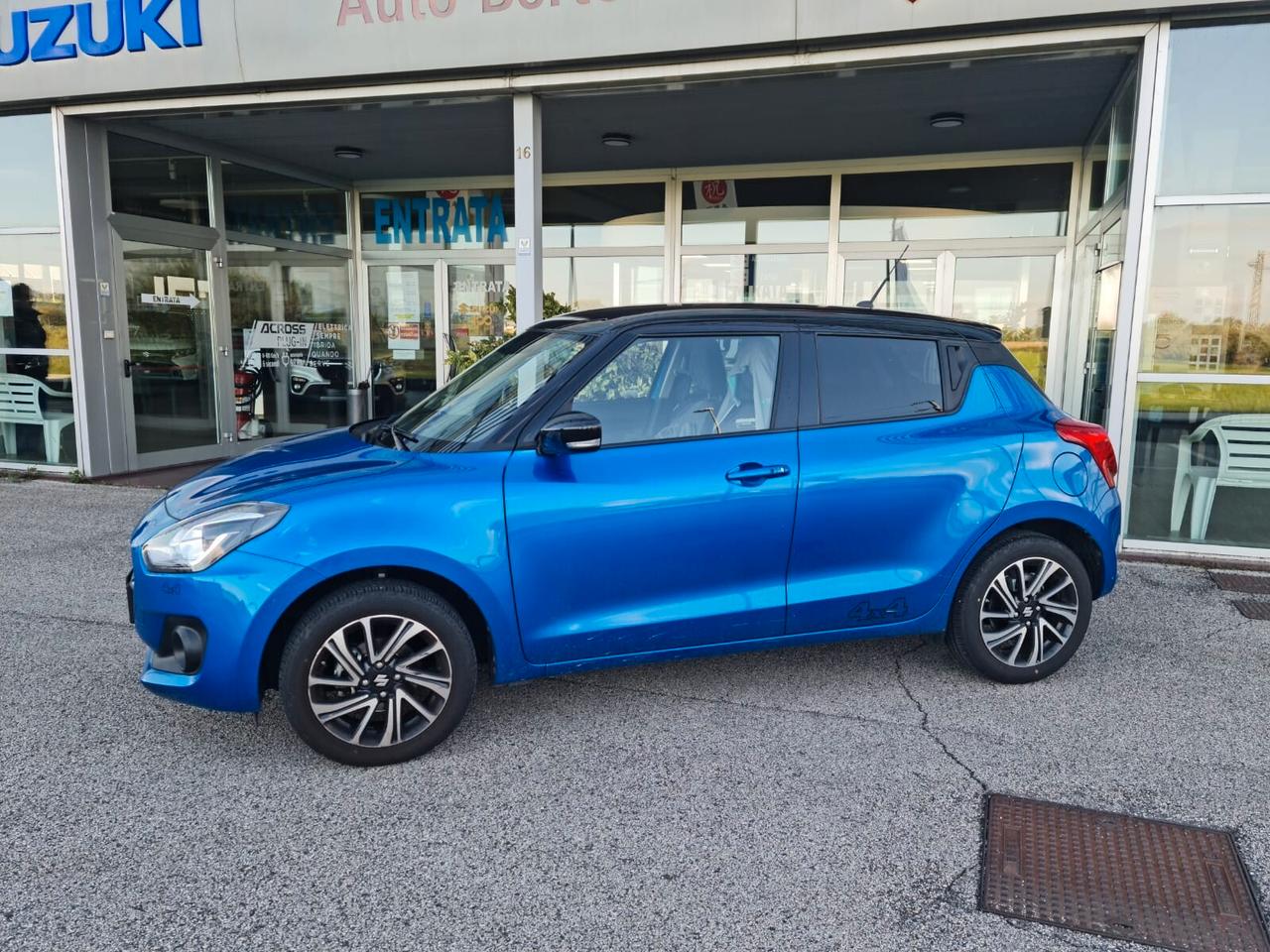 Suzuki Swift 1.2 Hybrid 4WD AllGrip Top