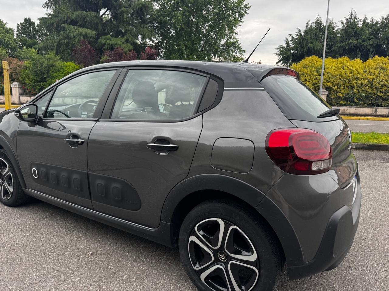 Citroen C3 , euro 6b, 92.000 km, grandinata, anno 2019