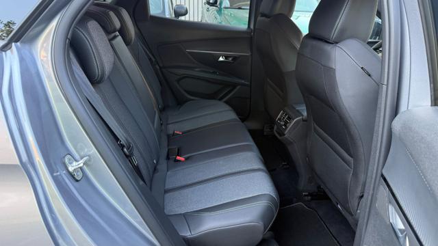 PEUGEOT 3008 HYBRID 136CV e-DCS6 ALLURE PACK*CARPLAY*C.L.18