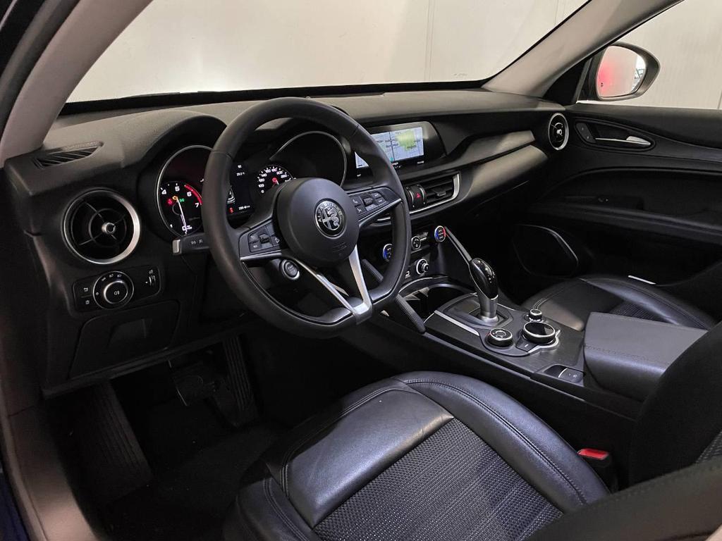 Alfa Romeo Stelvio 2.0 Turbo Executive Q4 Auto