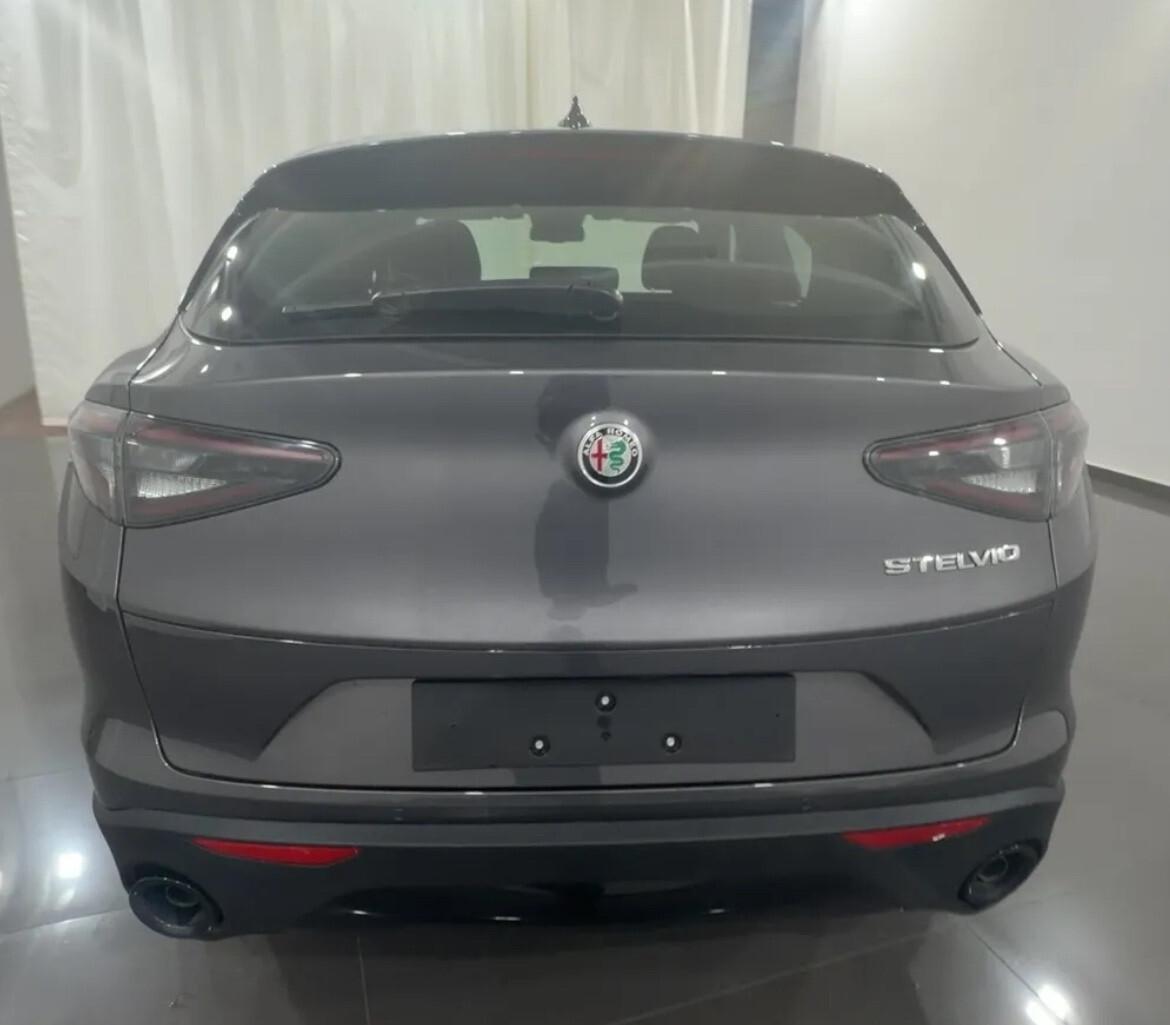Alfa Romeo Stelvio 2.2 Turbodiesel 160 CV AT8 RWD Sprint