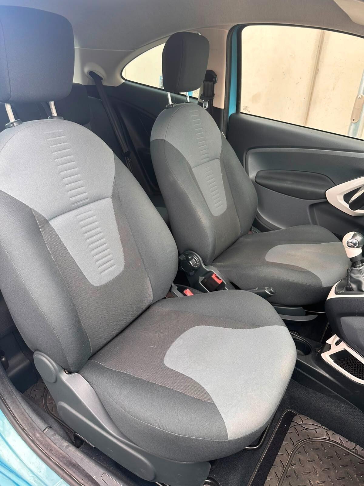Ford Ka Ka+ 1.2 8V 69CV Titanium