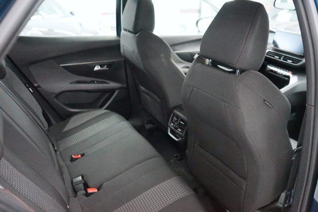 PEUGEOT 3008 BlueHDi 130 S&S EAT8 Active Business