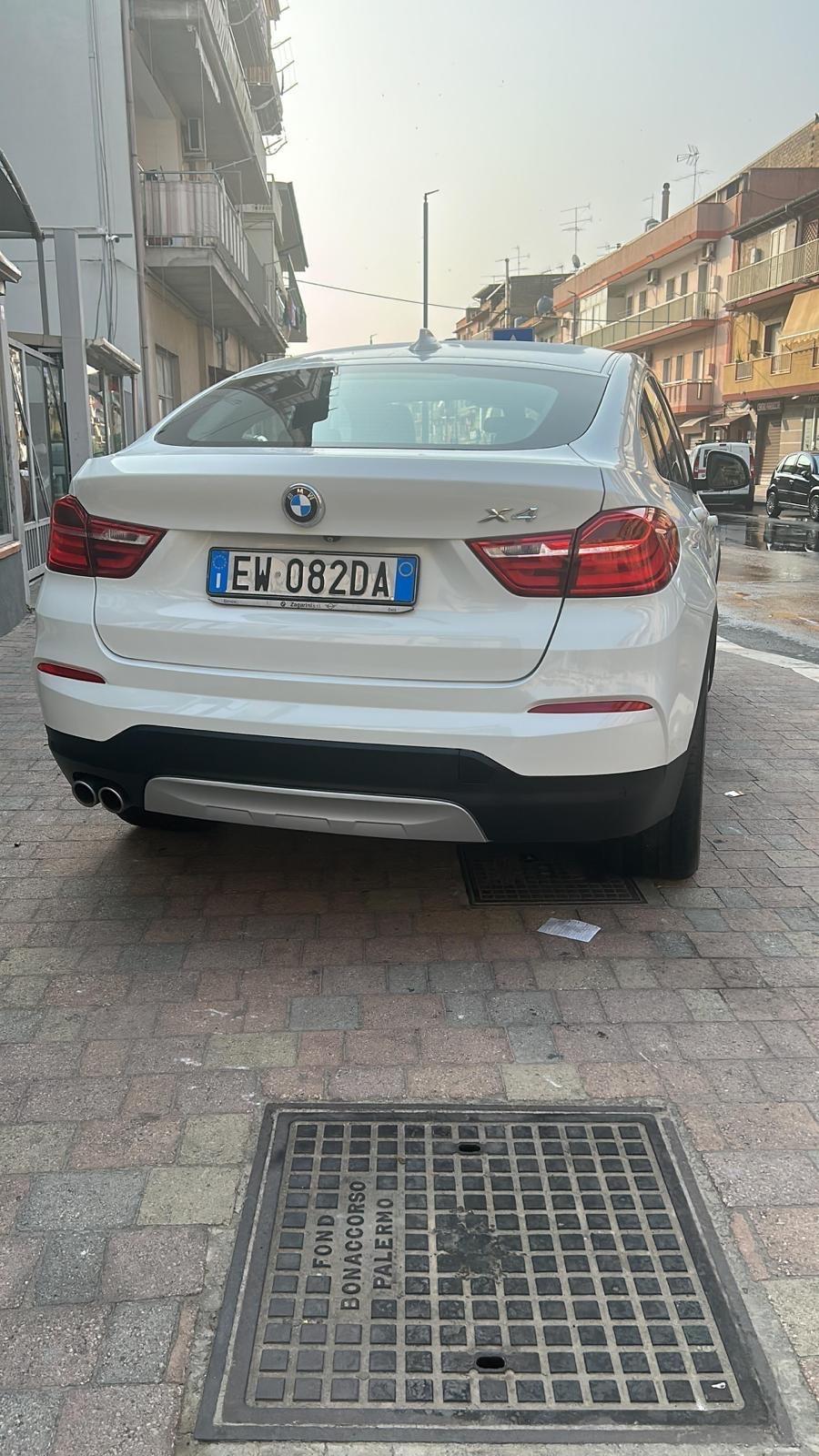 Bmw X4 xDrive30dA 258CV