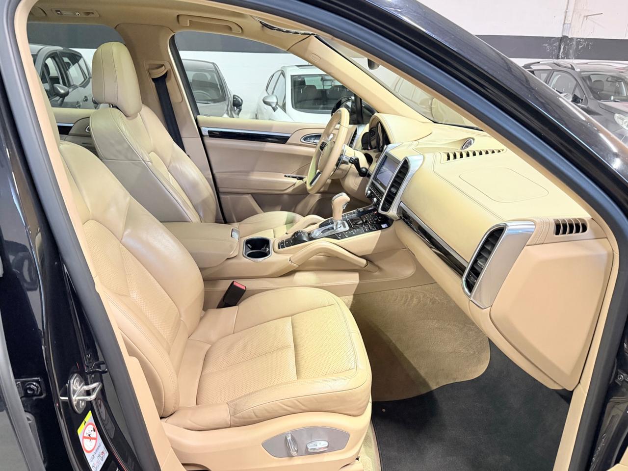 Porsche Cayenne 3.0 Diesel CHRONO TETTO