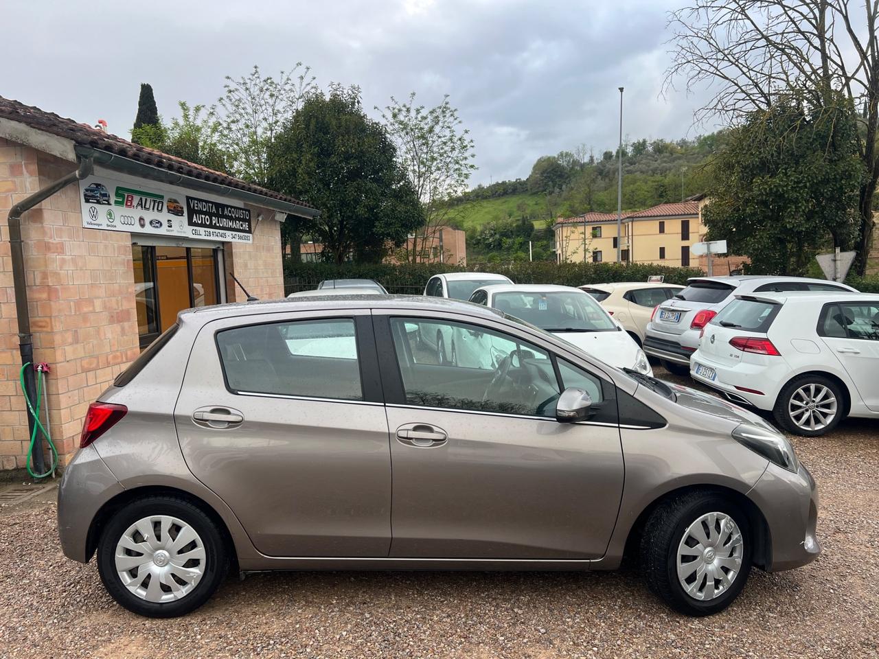 Toyota Yaris 1.0 5 porte