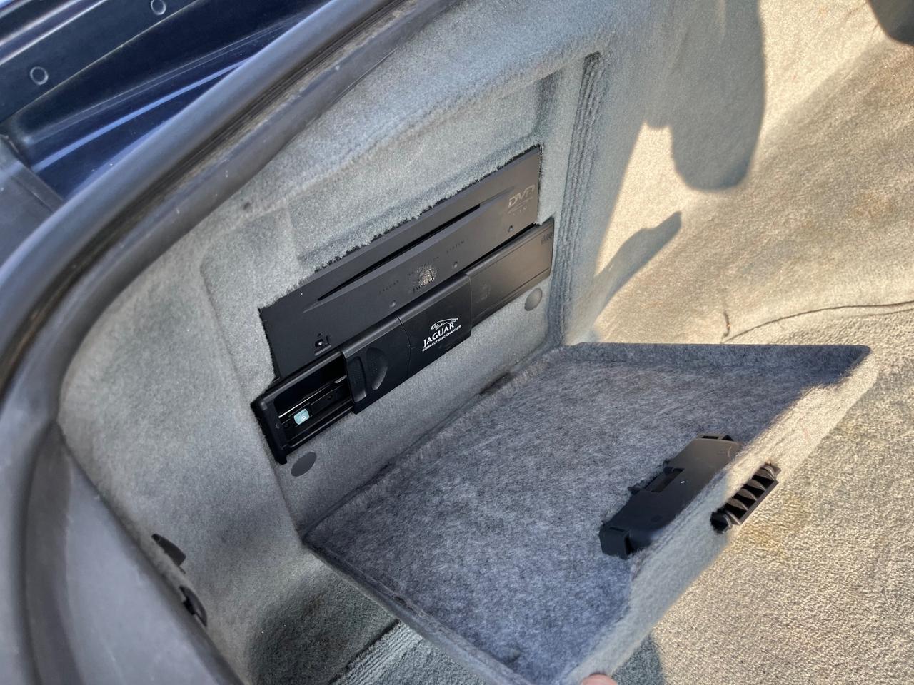 Jaguar XJ 2.7 D V6 cat Executive