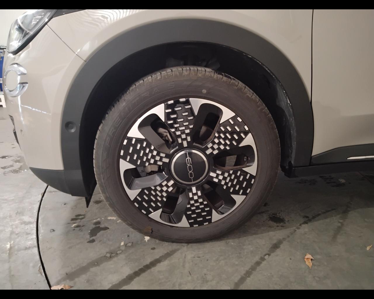 FIAT 600 IV 2023 - 600 1.2 hybrid La Prima II 110cv auto