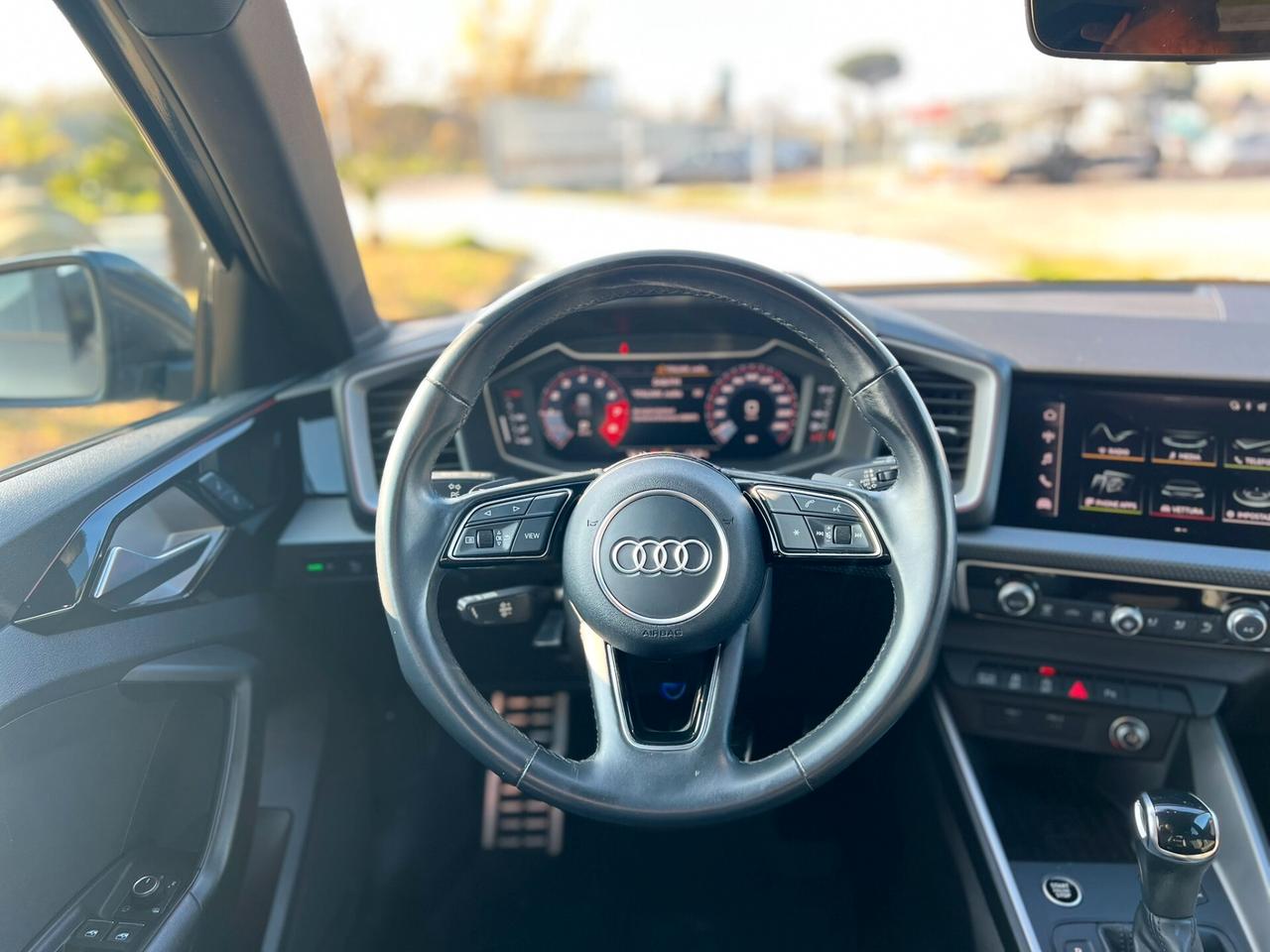 Audi A1 SPB 30 1.0 110cv TFSI S tronic line edition ITALIANA