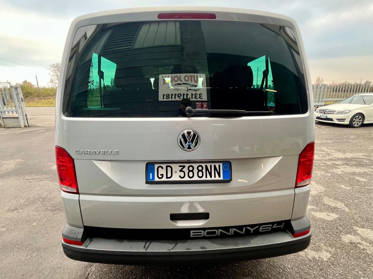 Volkswagen T6 Caravelle 2.0 TDI FWD 9 Posti