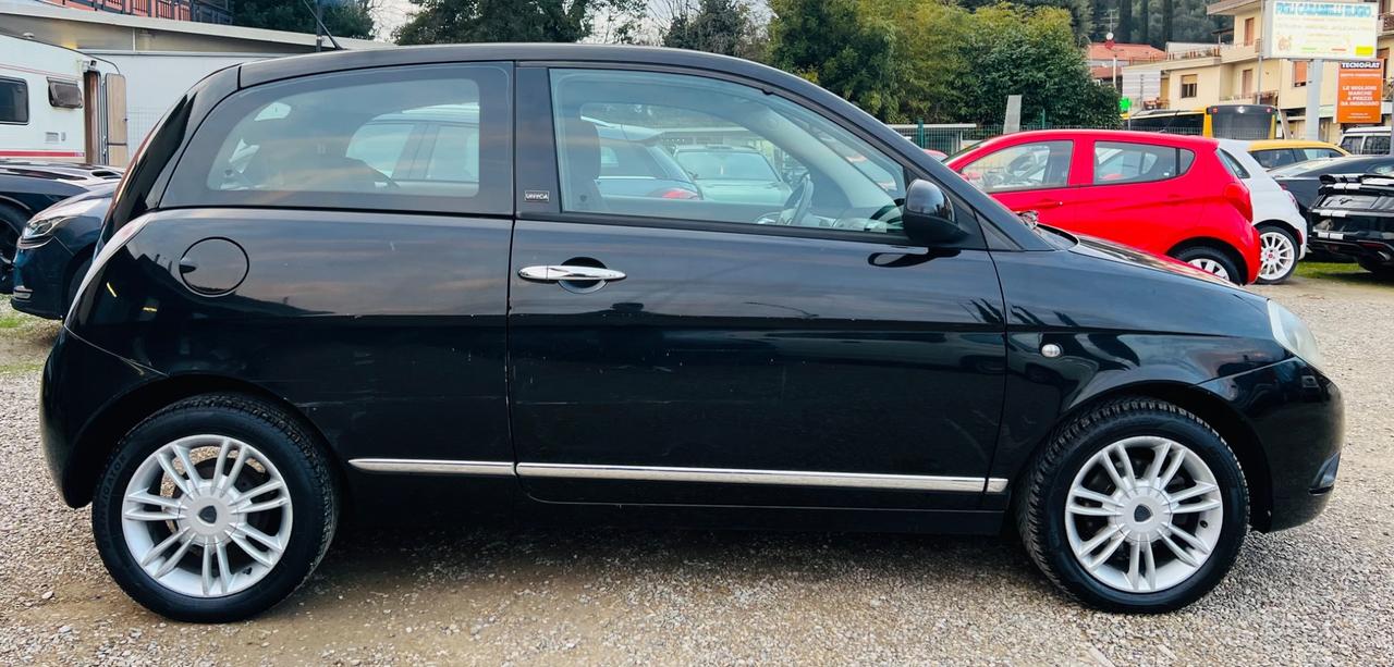 Lancia Ypsilon 1.2 69 CV Platinum