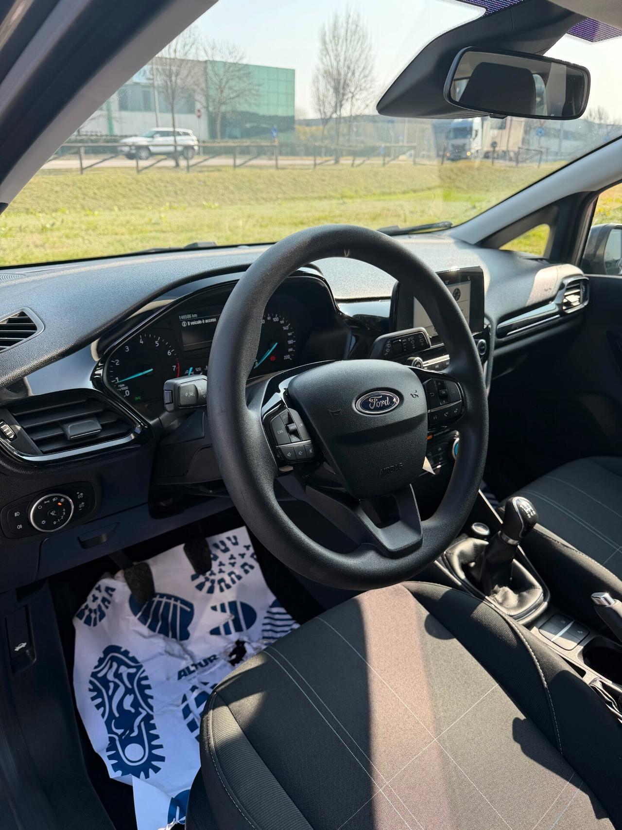 Ford Fiesta 1.1 5 porte Neopatentati