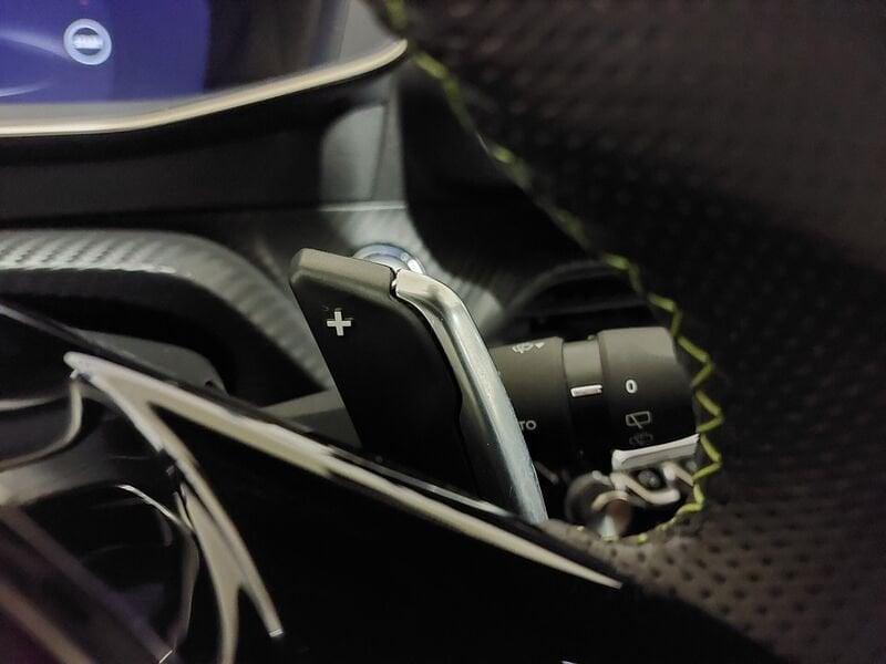 Peugeot 2008 2008 BlueHDi 130 S&S EAT8 GT