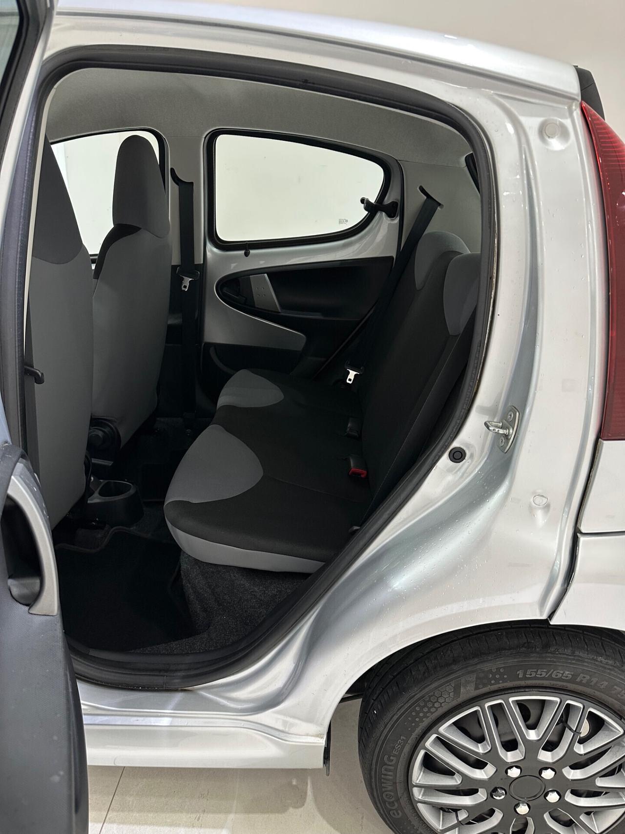 PEUGEOT 107 CON SOLI 54329 KM ITALIANA