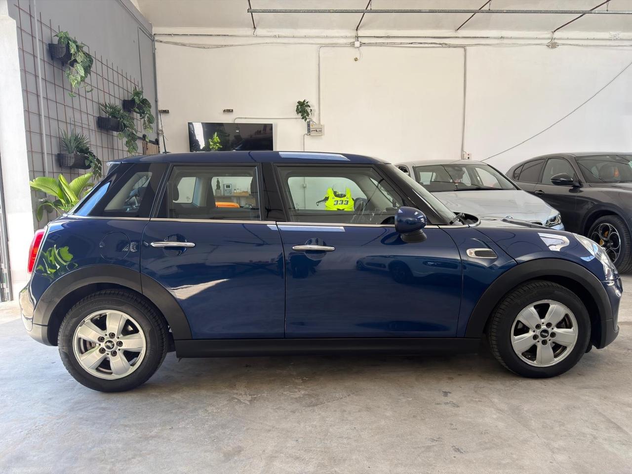 Mini 1.2 One