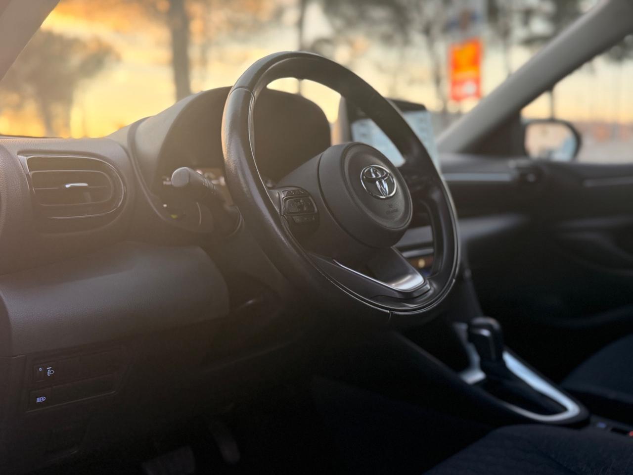 Toyota Yaris 1.5 Hybrid 115cv automatica